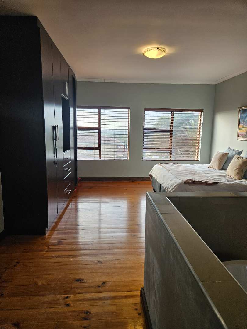 4 Bedroom Property for Sale in Kamma Heights Eastern Cape